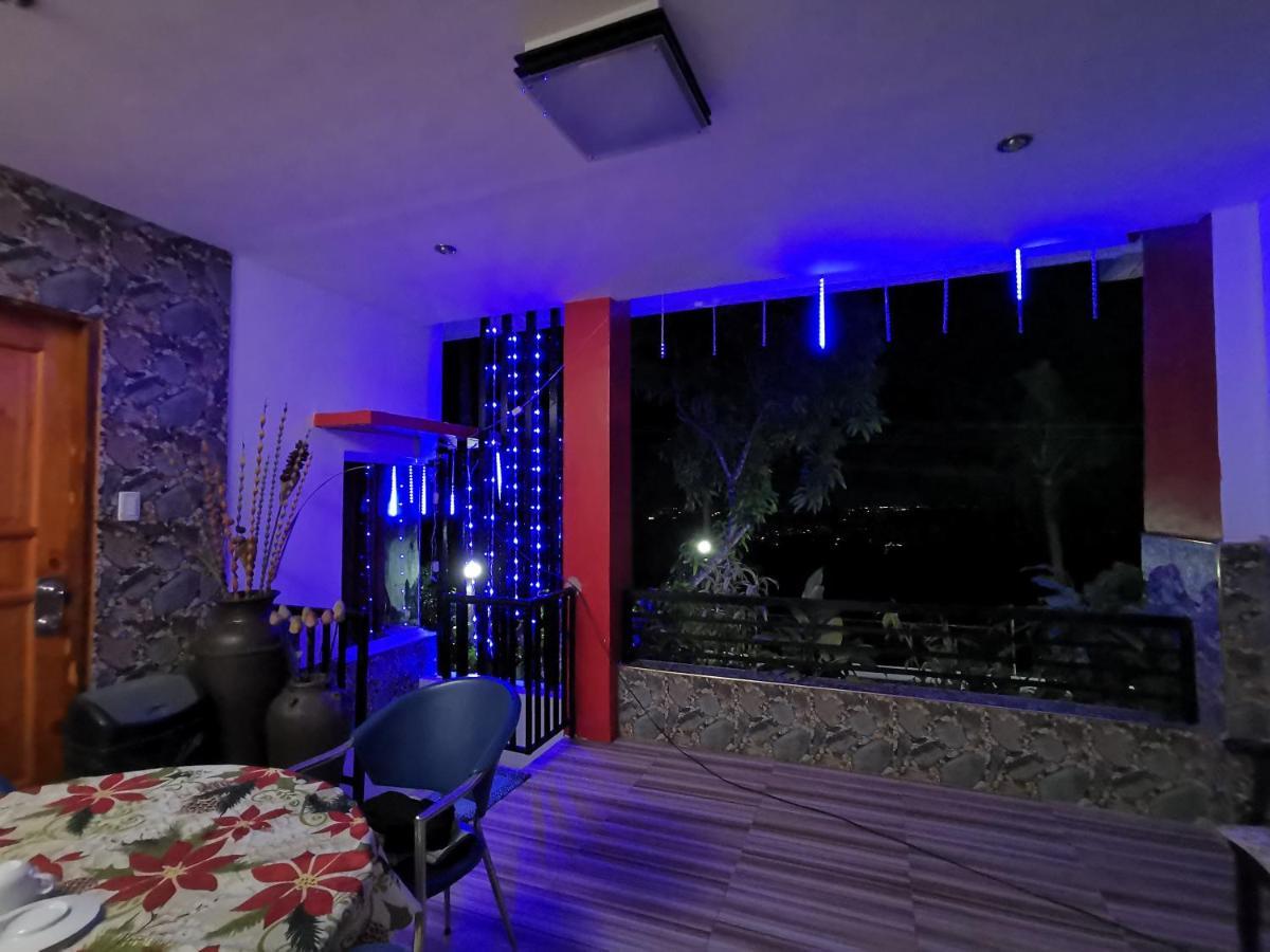 Country Bug Inn Tagaytay City Exterior photo