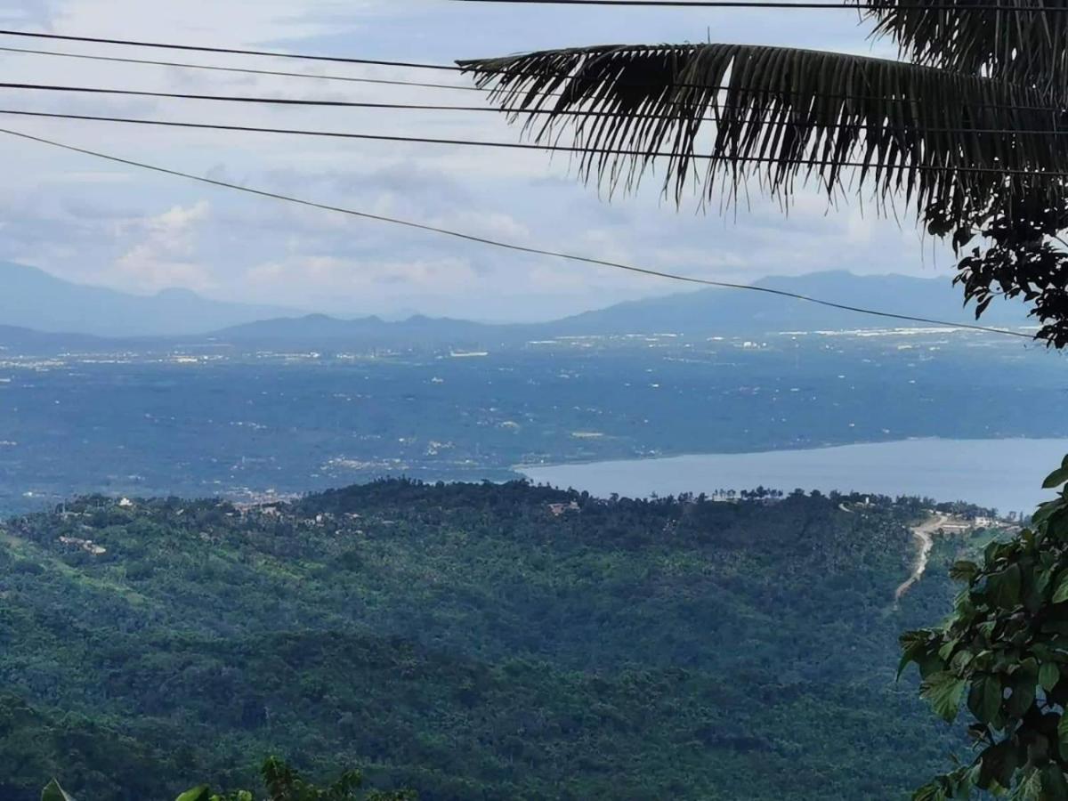 Country Bug Inn Tagaytay City Exterior photo